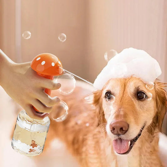 Shoka™ Pet Bubbler – Automatische USB‑Foam Shower für Hunde & Katzen (Silent, Power‑Battery, Premium ABS)